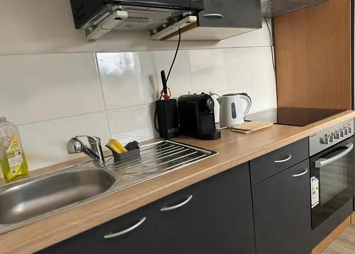 3 Fuer 5 Personen-wlan - Pakplatz